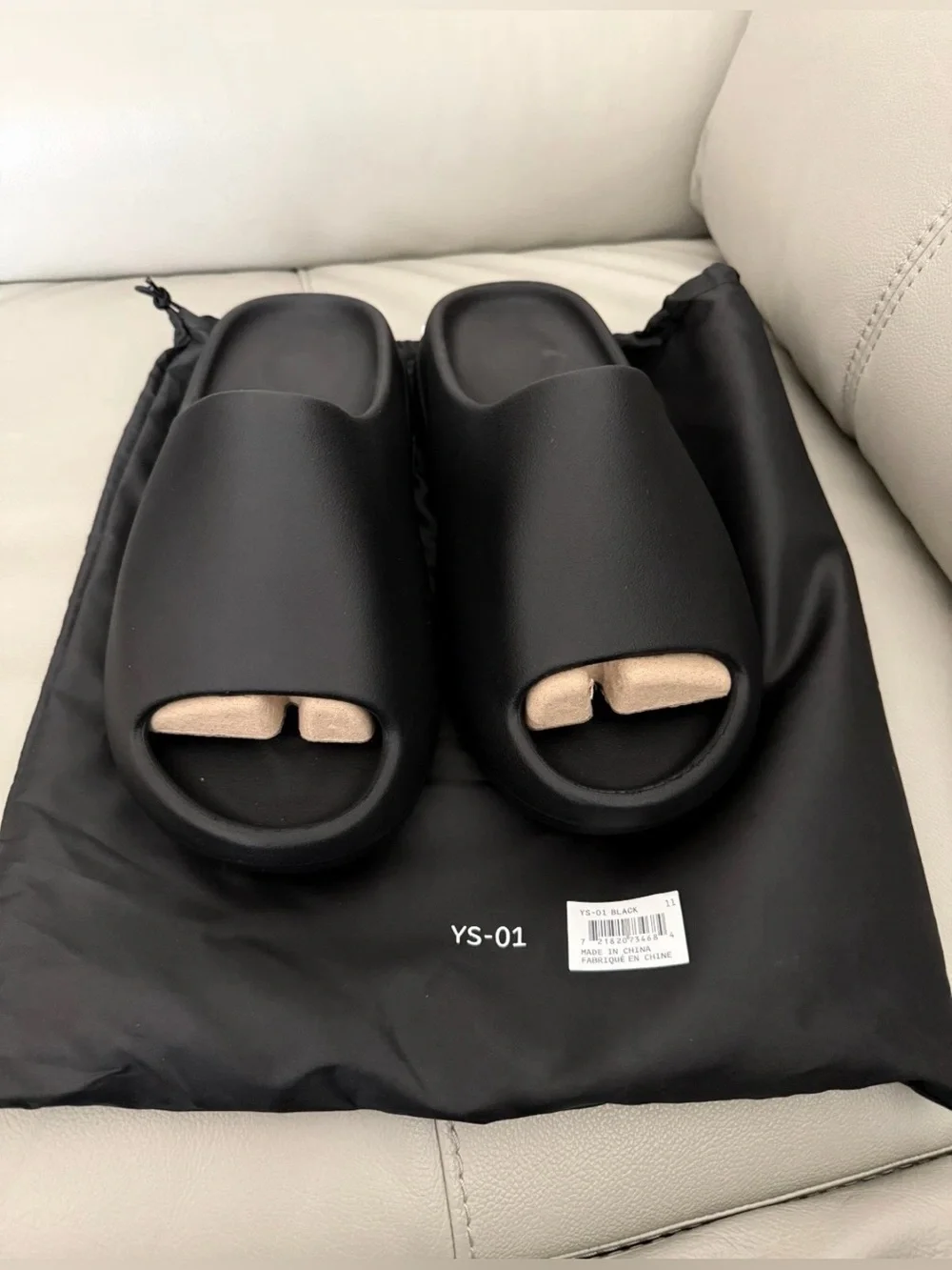 YEEZY YS-01 Slides- Size 11
